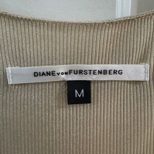 DVF swing top